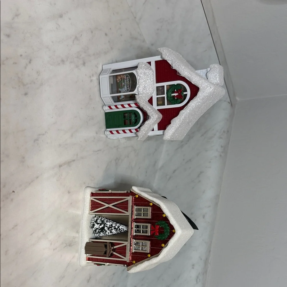 Bath & Body Works 5 Wall Plug In’s Christmas Lot & 1 Tis The Season - Picture 4 of 8